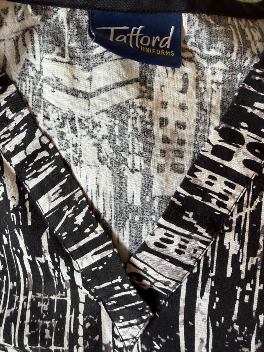 Tafford Black & White Graphic Cityscape scrub Top - Picture 7 of 7